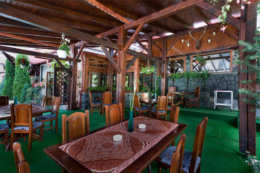Pension Restaurant Speranta Predeal Exterior foto